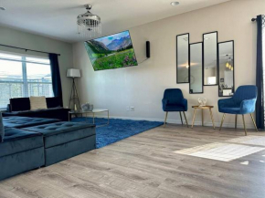 Spacious Fun, Convenient Home Theater Near Disney